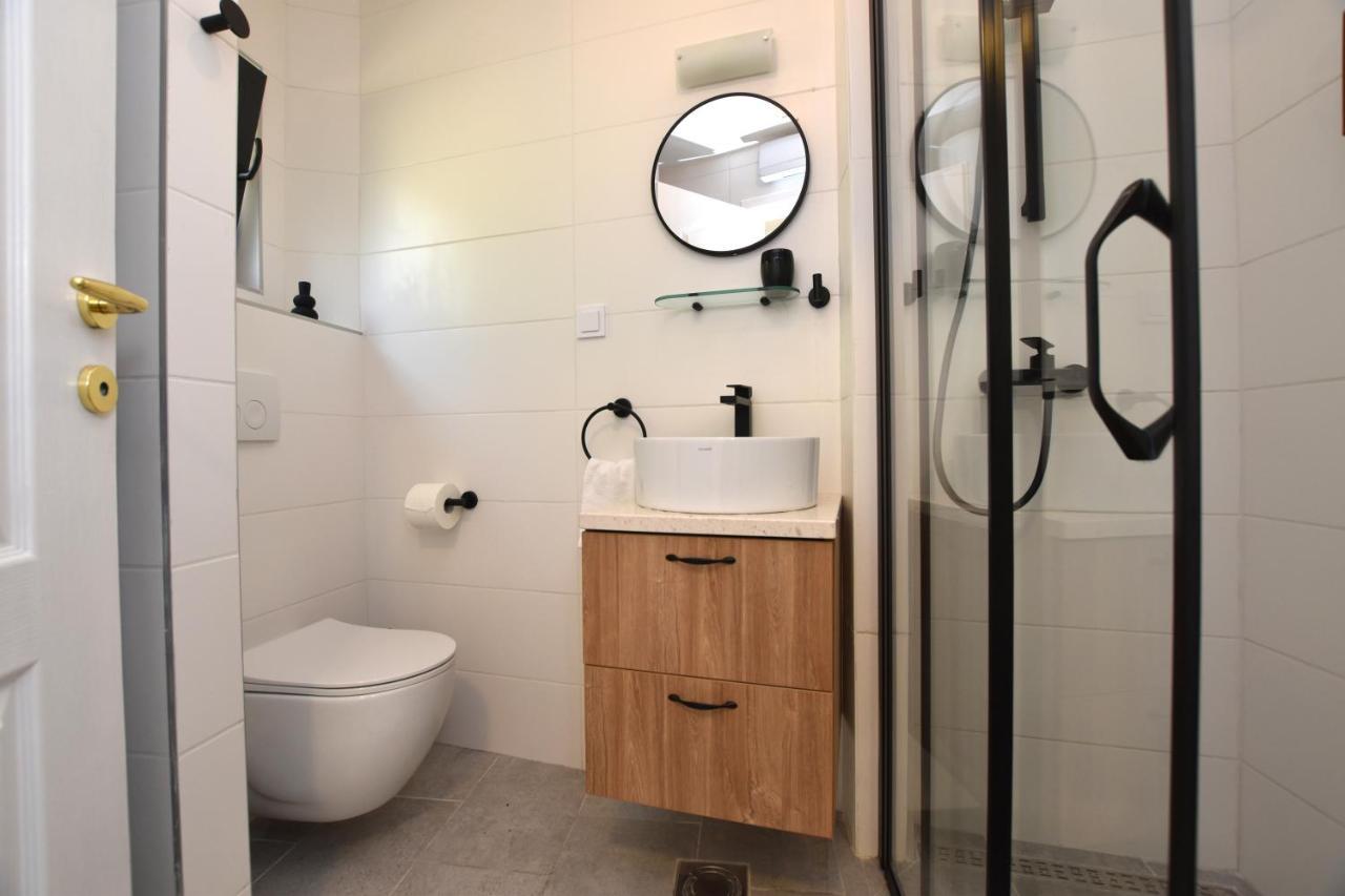 4K - Modern Apartment Very Close To The Sea ヘルツェグ・ノヴィ エクステリア 写真