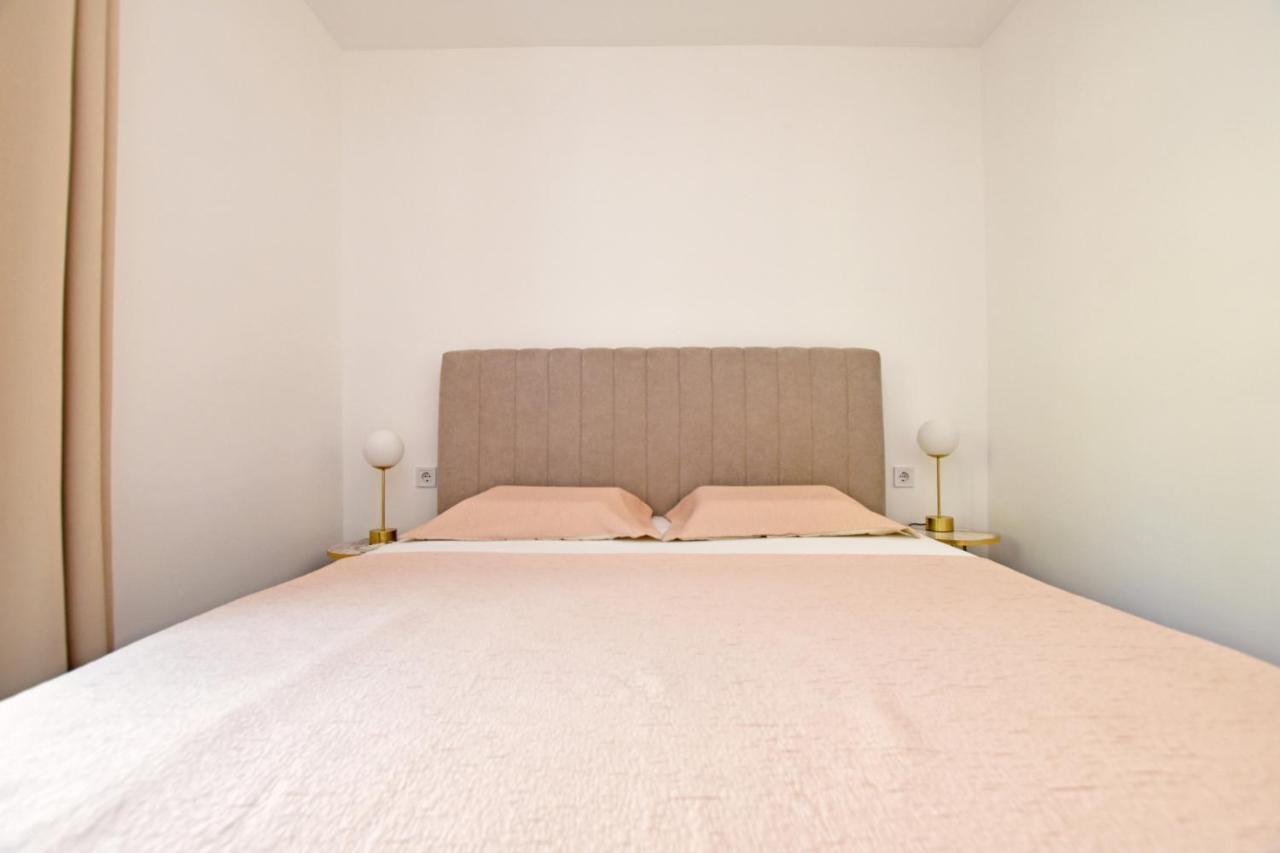 4K - Modern Apartment Very Close To The Sea ヘルツェグ・ノヴィ エクステリア 写真