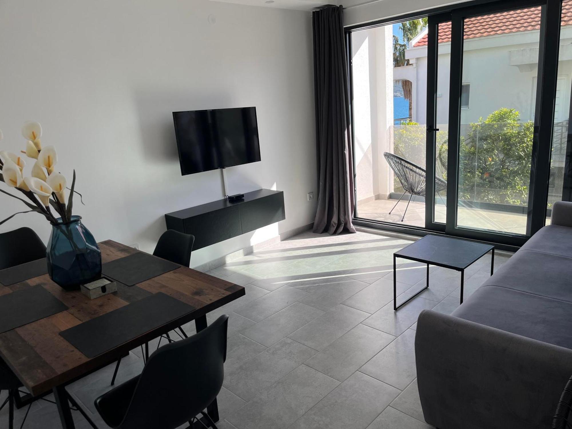 4K - Modern Apartment Very Close To The Sea ヘルツェグ・ノヴィ エクステリア 写真